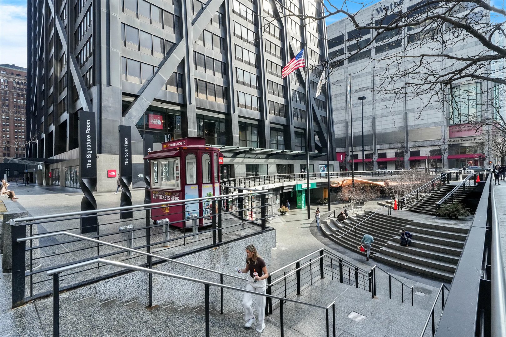 175 E DELAWARE Place Unit: 8005