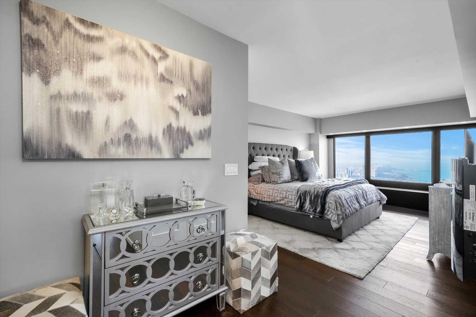 175 E DELAWARE Place Unit: 8005