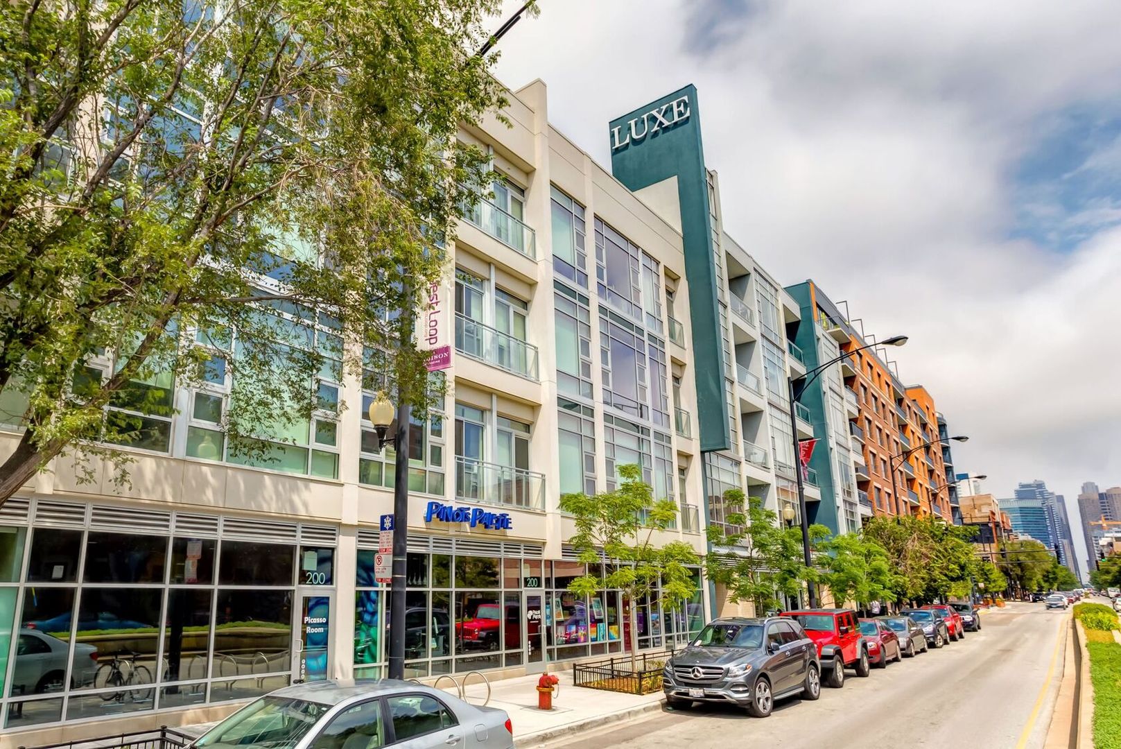 1222 W MADISON Street Unit: 227