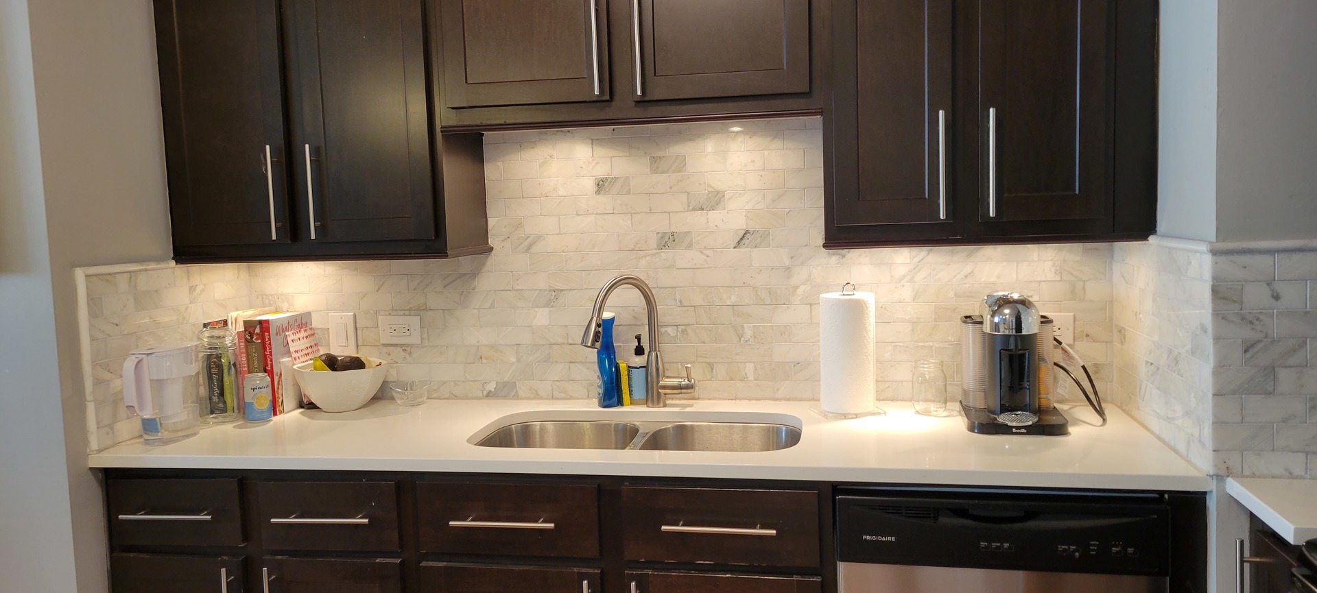 1636 N WELLS Street Unit: 2005