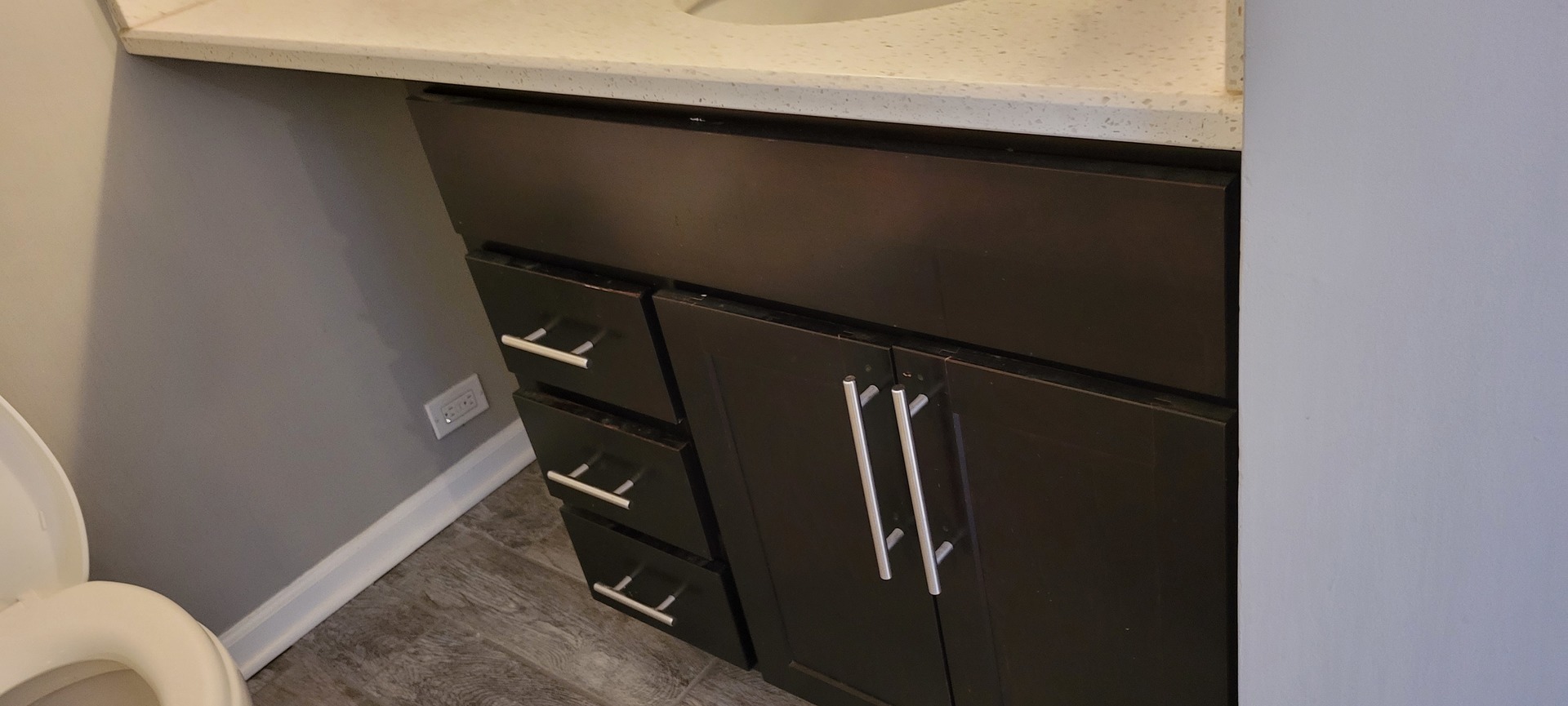 1636 N WELLS Street Unit: 2005