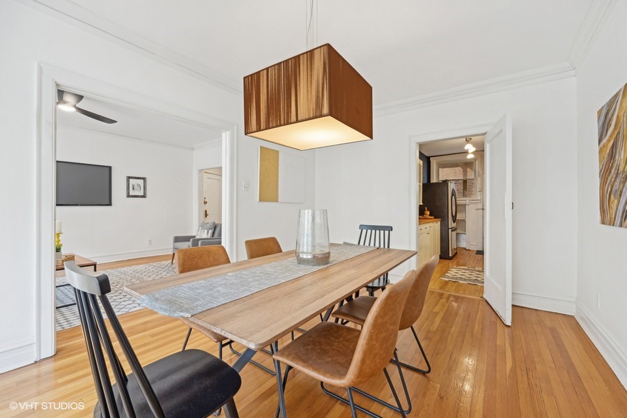 1425 W SUMMERDALE Avenue Unit: 2AB