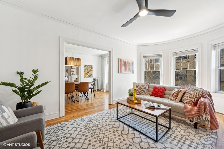 1425 W SUMMERDALE Avenue Unit: 2AB