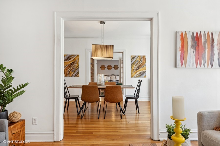 1425 W SUMMERDALE Avenue Unit: 2AB