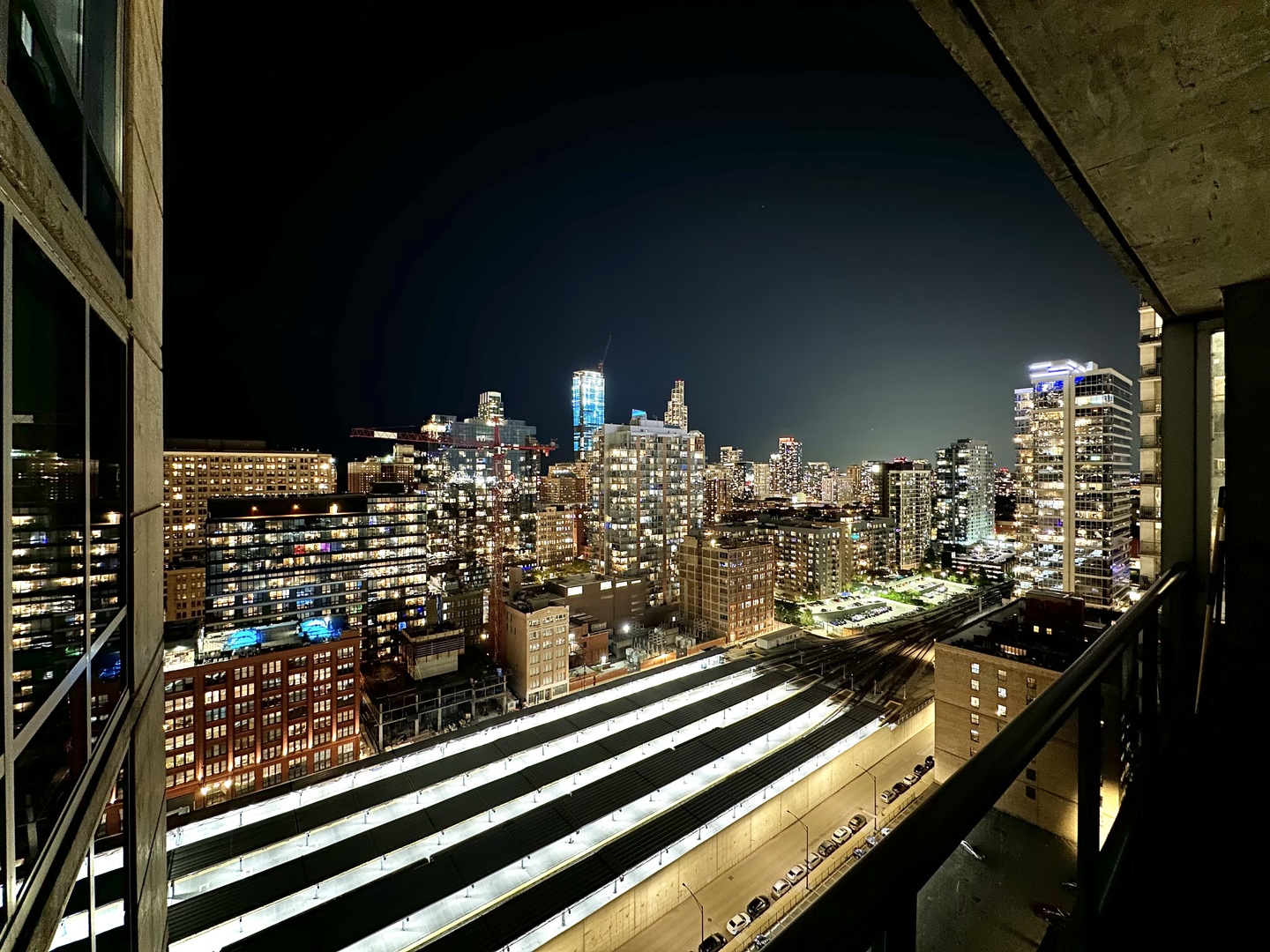 611 S Wells Street Unit: 2407