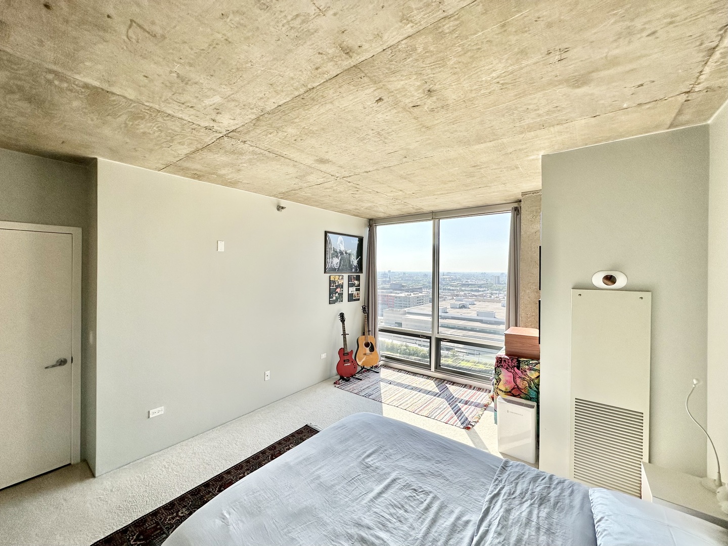 611 S Wells Street Unit: 2407