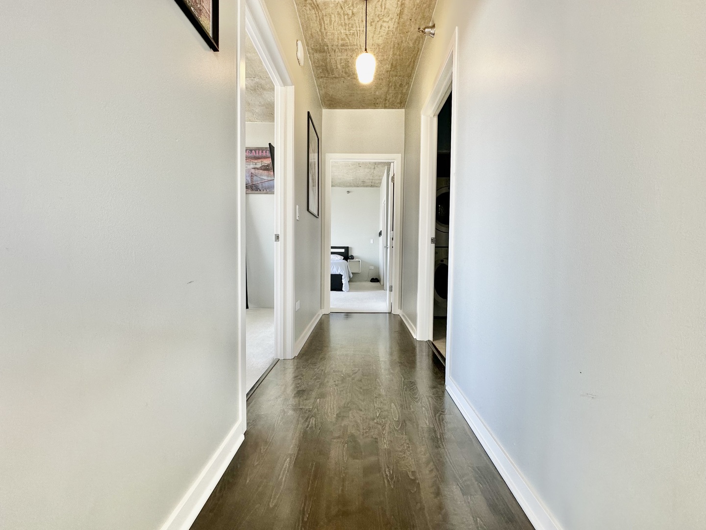 611 S Wells Street Unit: 2407