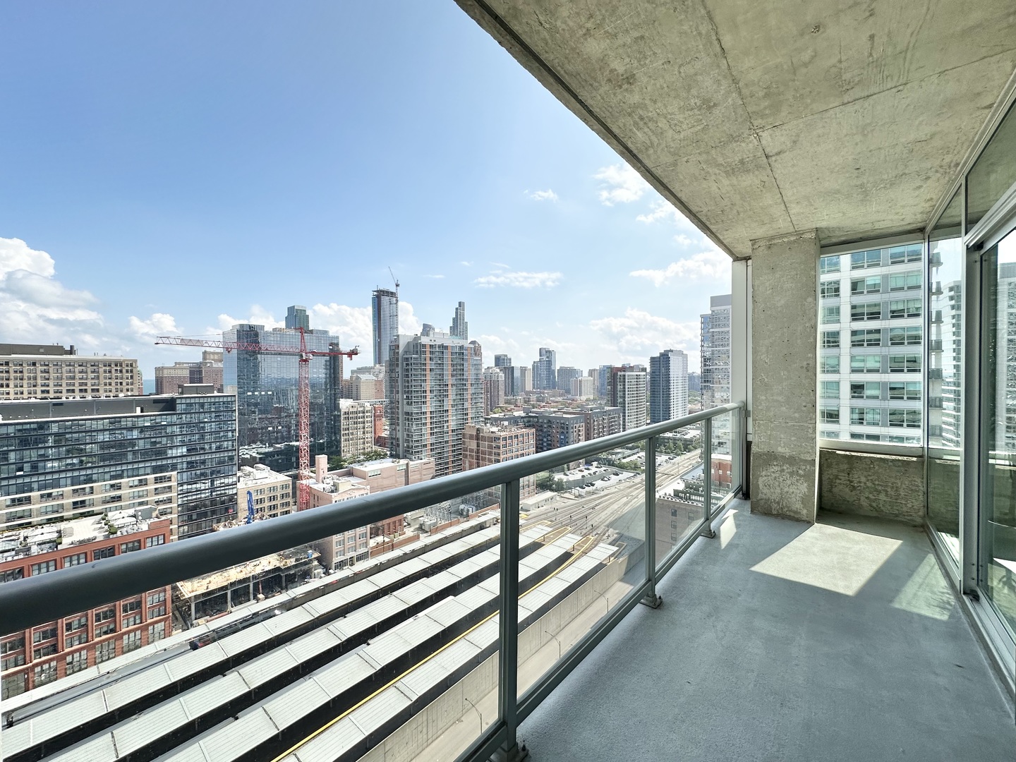 611 S Wells Street Unit: 2407