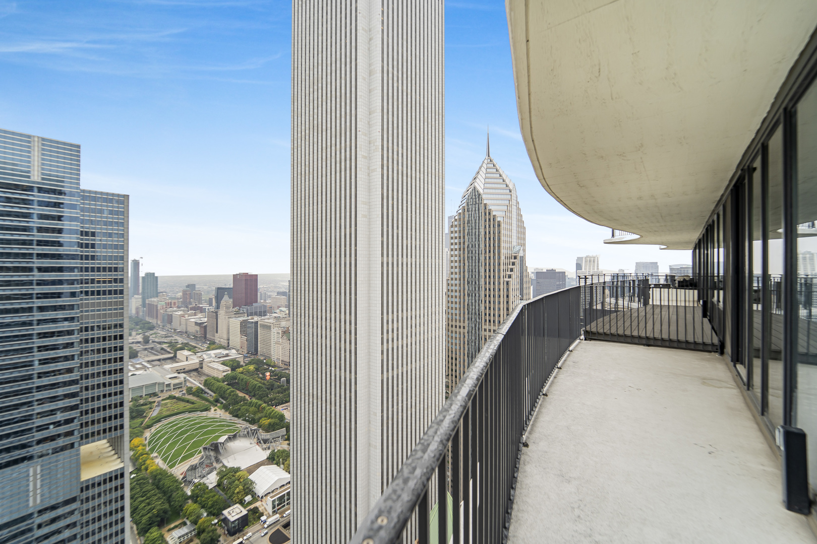 225 N Columbus Drive Unit: 6308