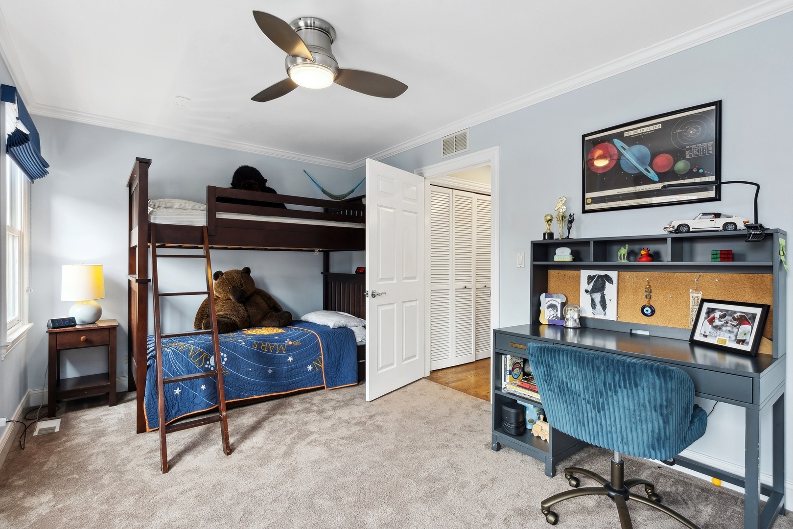 2015 N Winchester Avenue