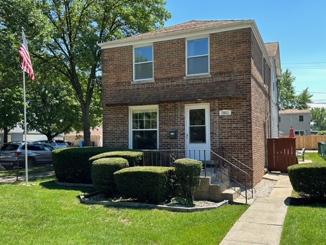 7801 W Farragut Avenue