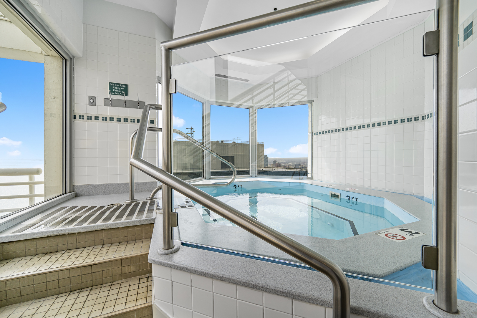 195 N HARBOR Drive Unit: 4107