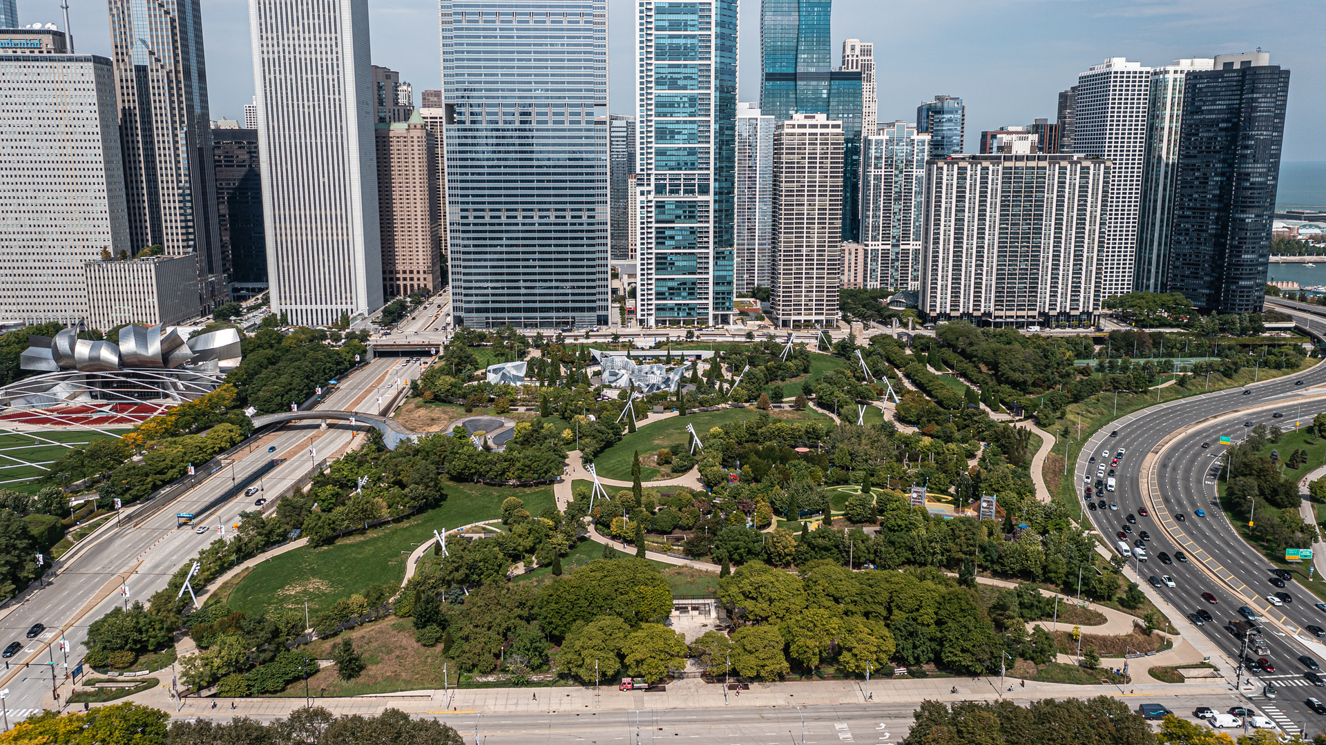 195 N HARBOR Drive Unit: 4107