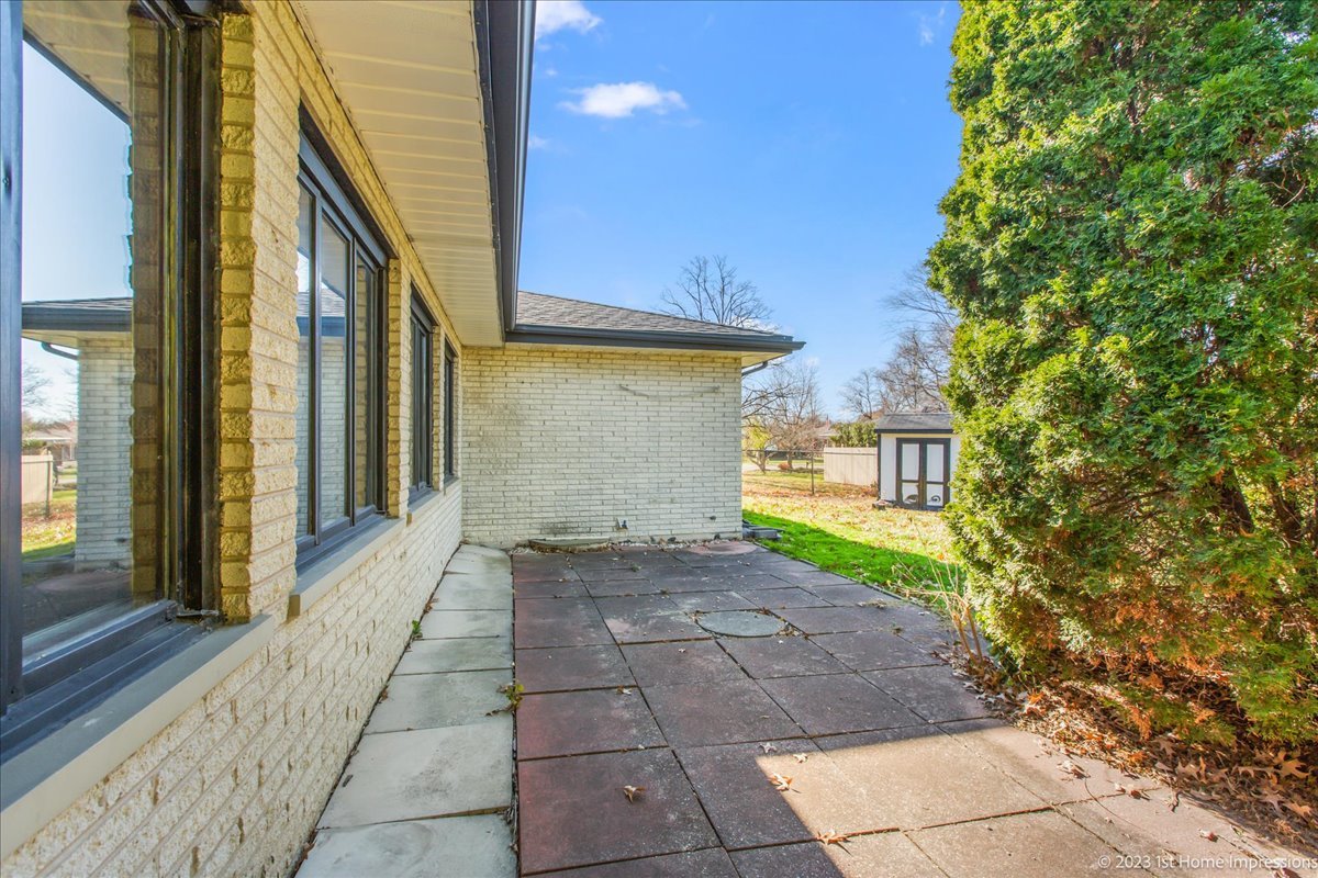 15140 Narcissus Court