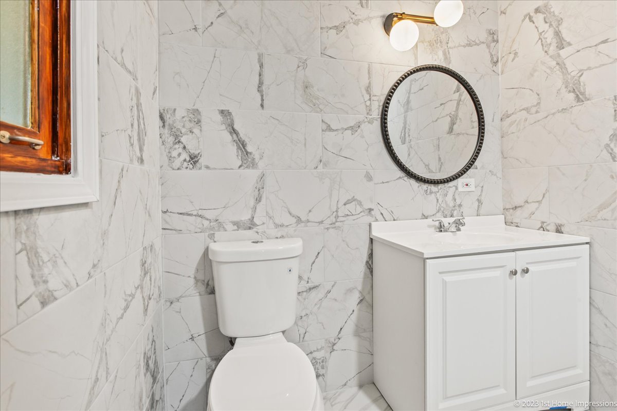 15140 Narcissus Court