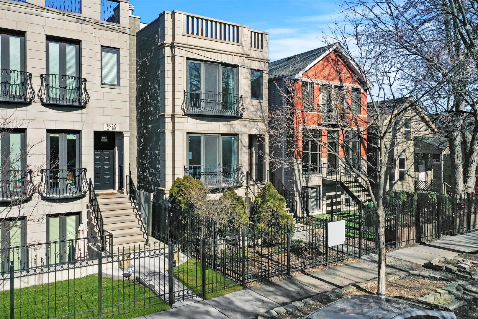 1618 W Erie Street
