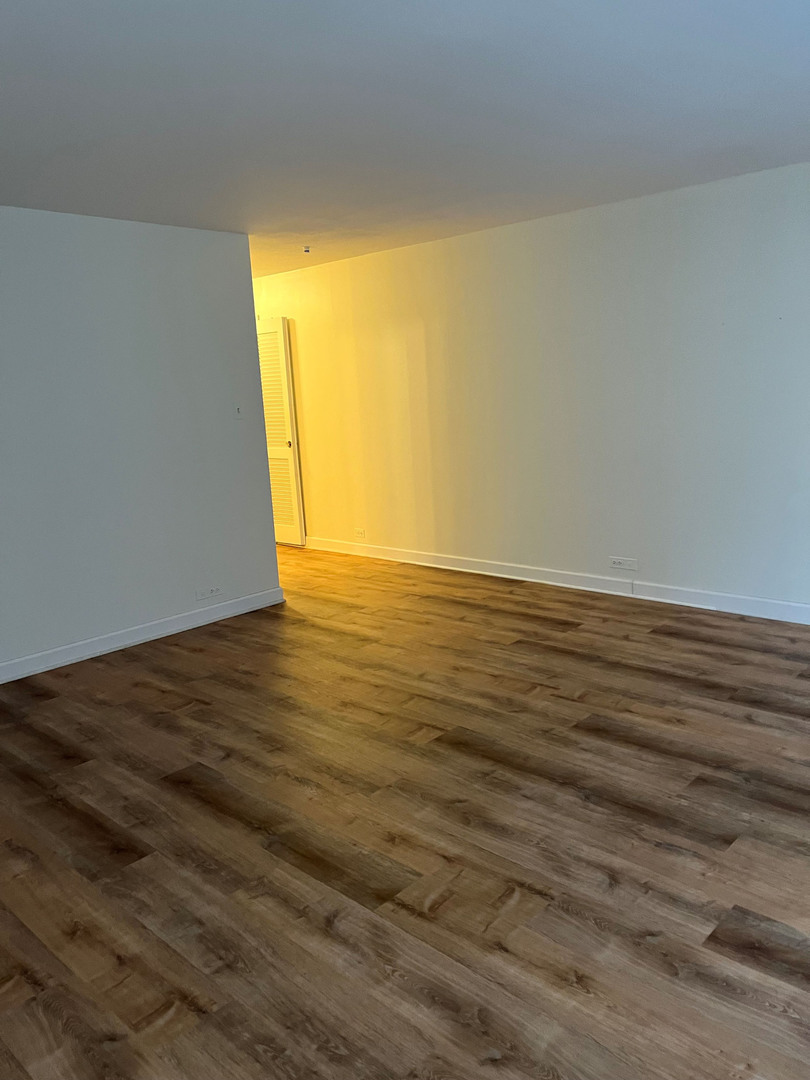 777 N Michigan Avenue Unit: 802