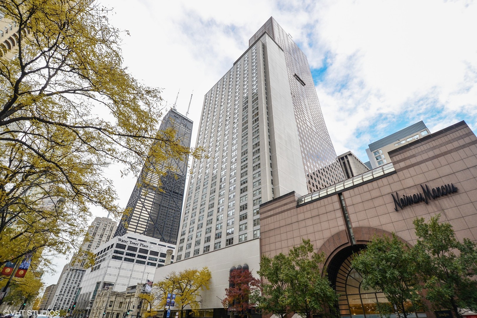 777 N Michigan Avenue Unit: 802