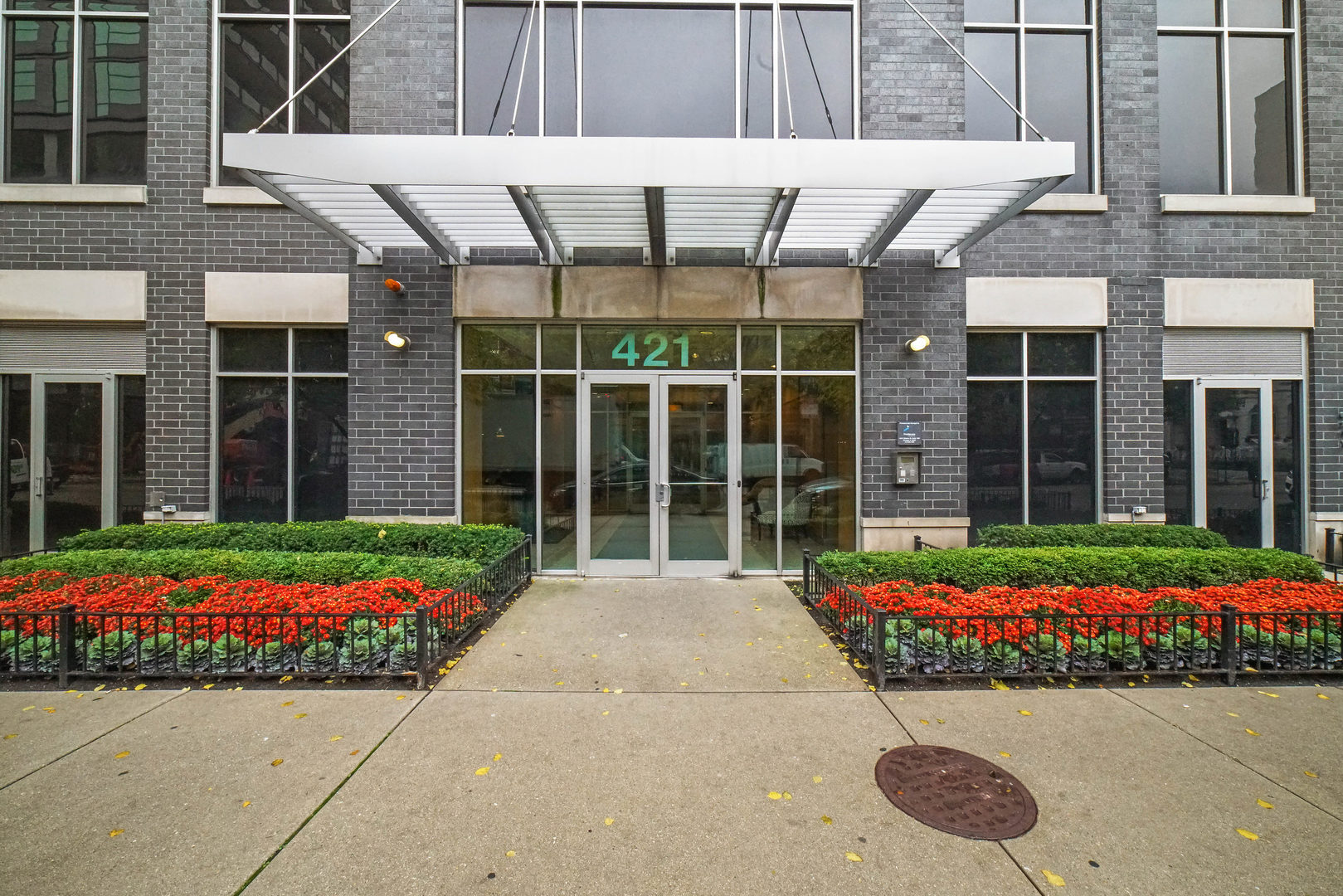 421 W Huron Street Unit: 506