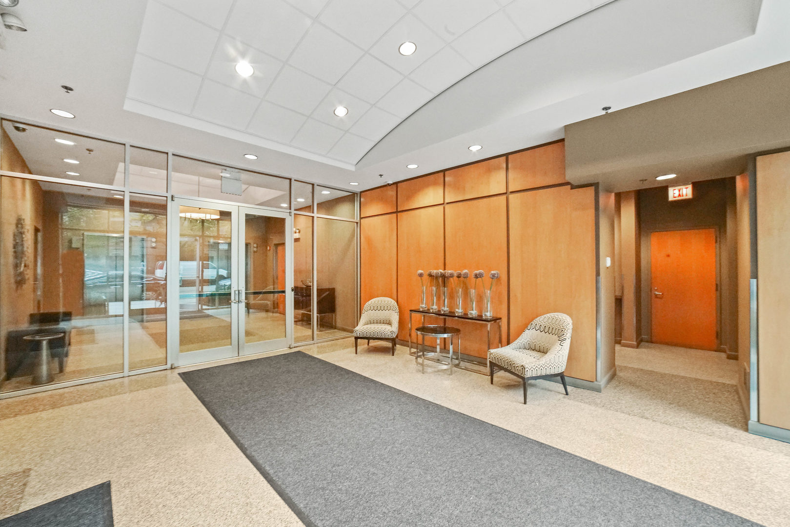 421 W Huron Street Unit: 506