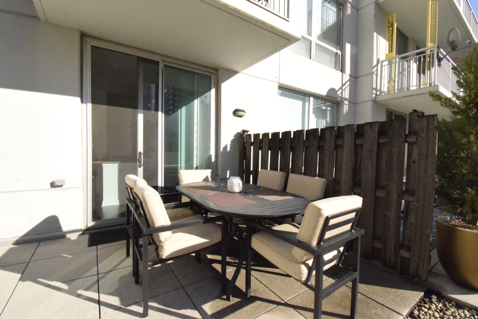 421 W Huron Street Unit: 506