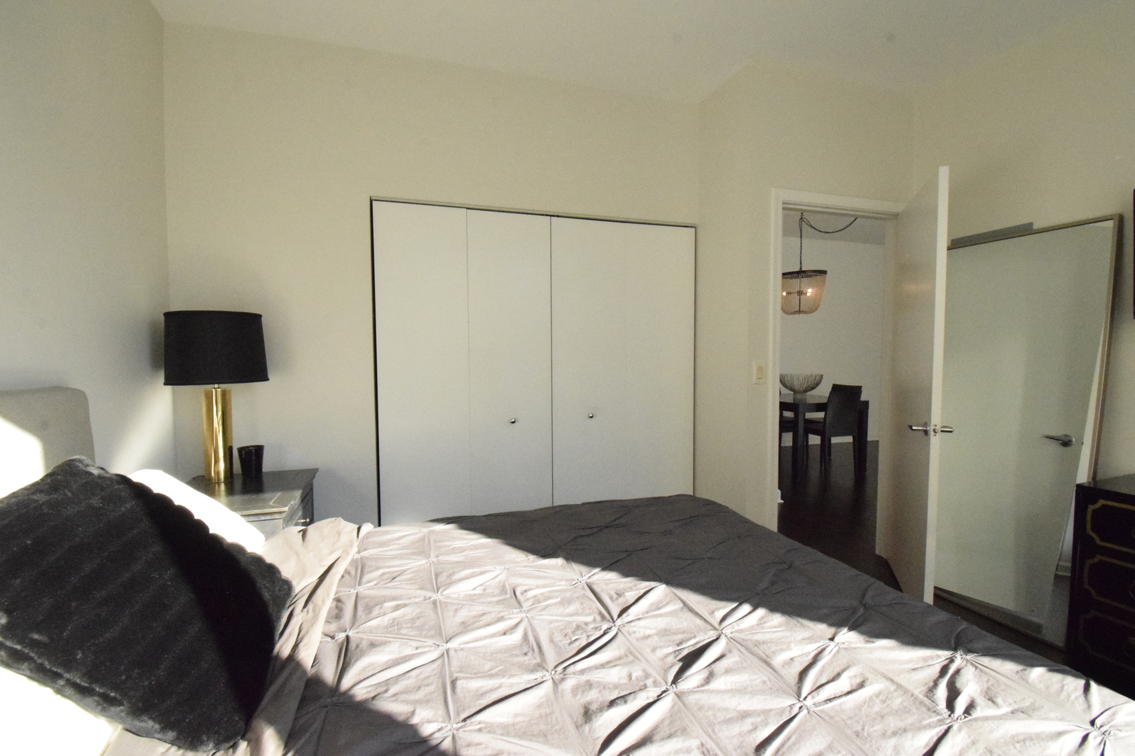 421 W Huron Street Unit: 506