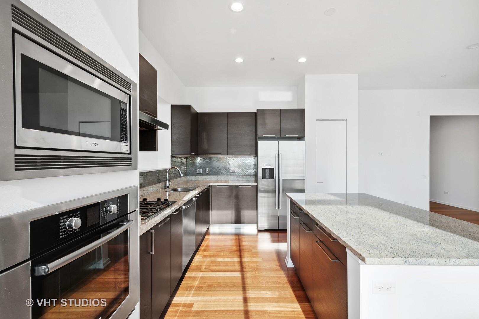 65 E Monroe Street Unit: 4526