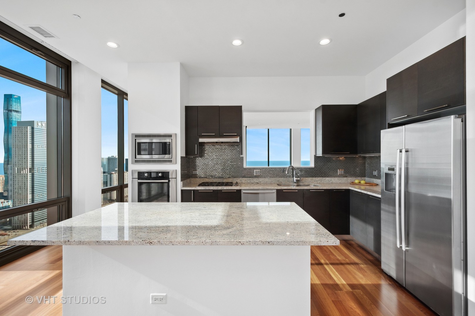 65 E Monroe Street Unit: 4526