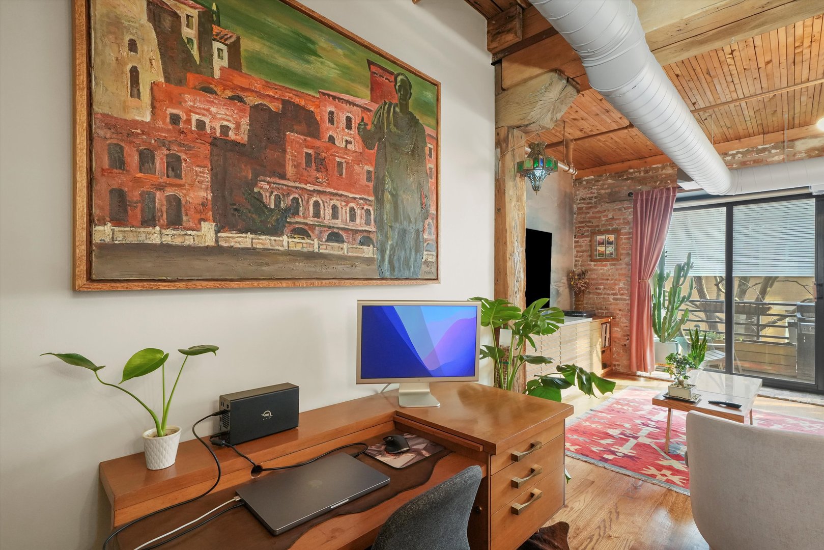 1525 S Michigan Avenue Unit: 204