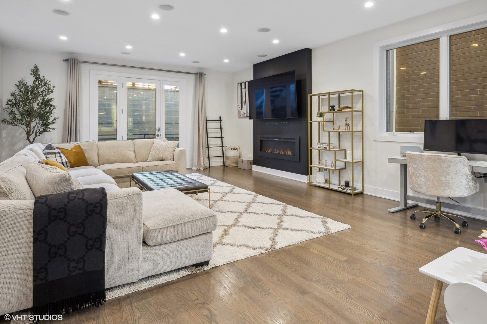 1516 W Huron Street Unit: 1