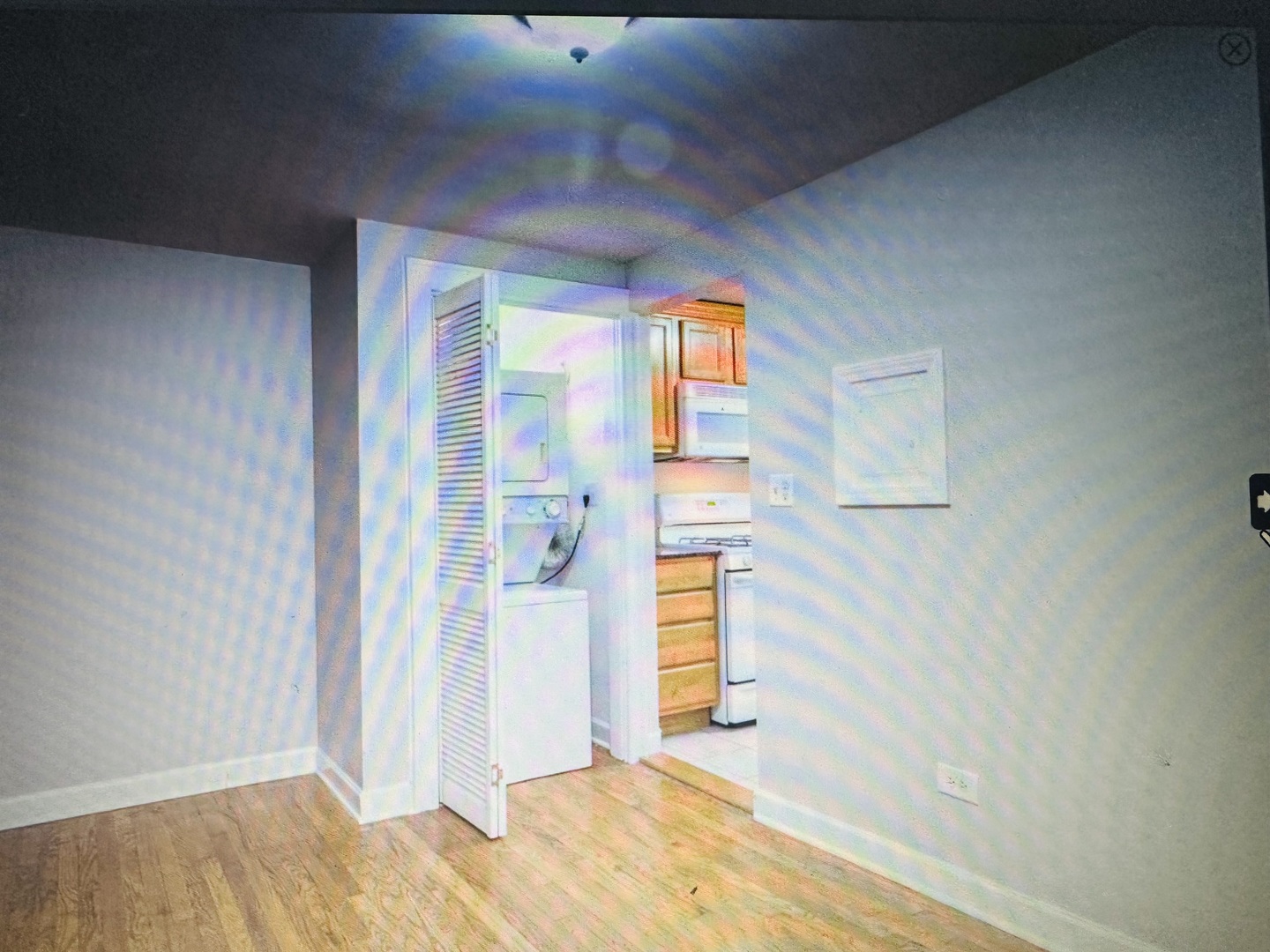 4044 N California Avenue Unit: 204