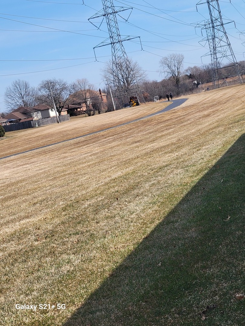 9016 W 140th Street W Unit: 3A