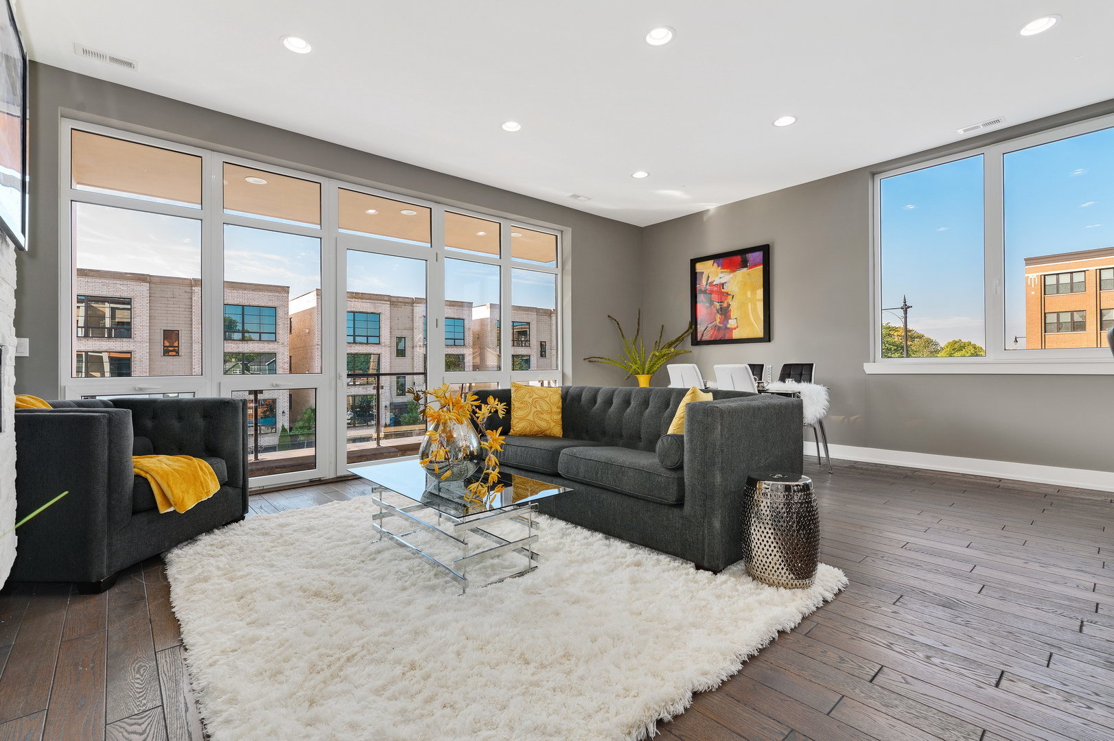 2444 W Irving Park Road Unit: 2E