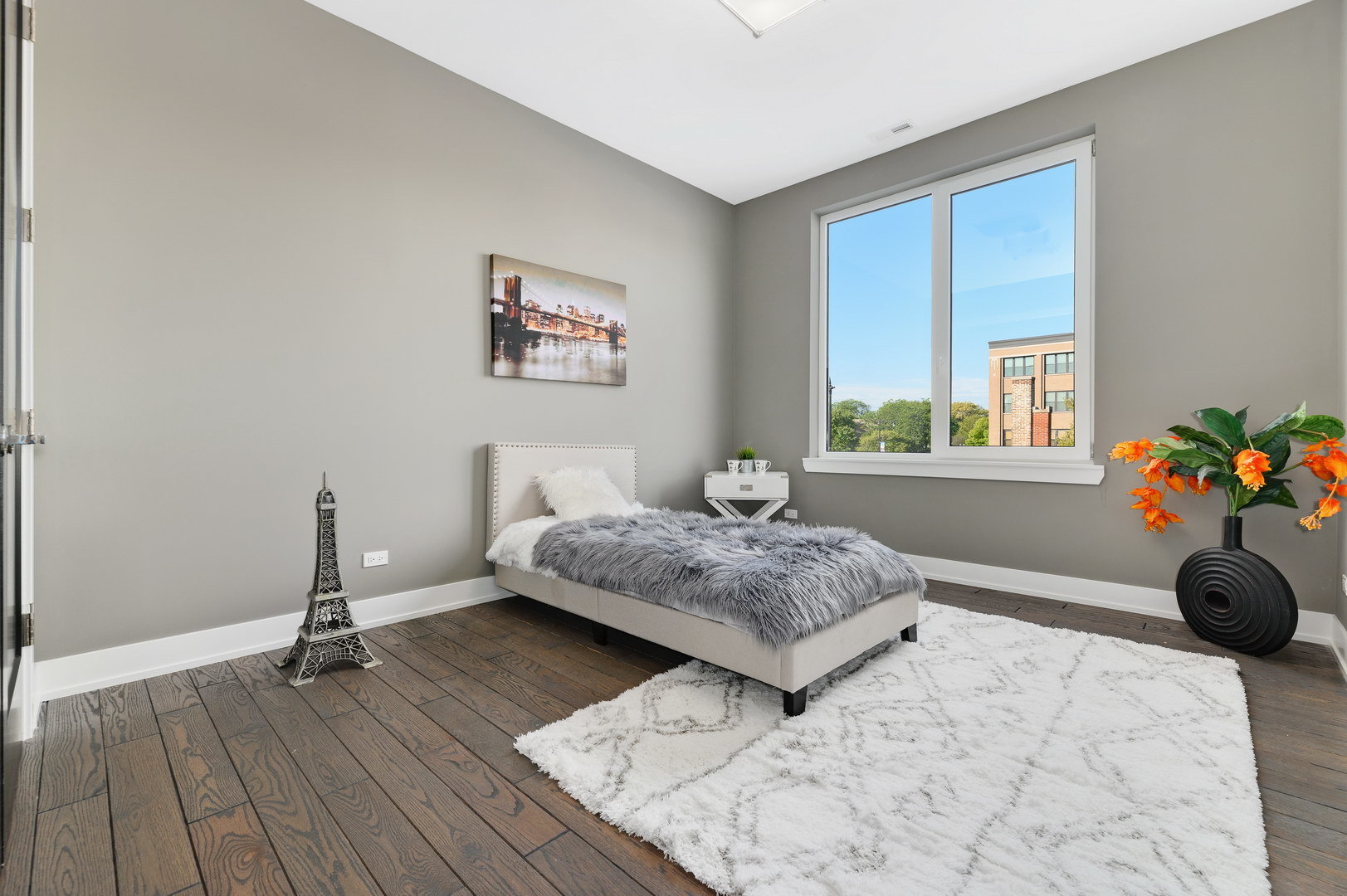 2444 W Irving Park Road Unit: 2E