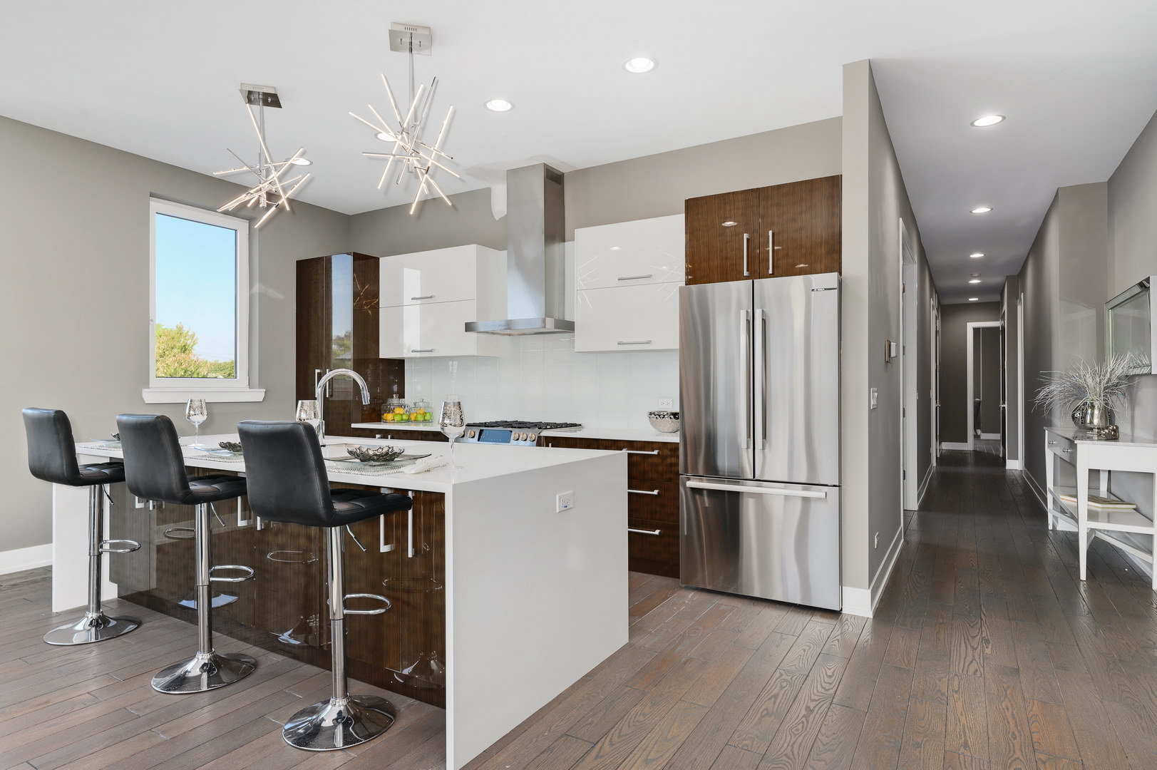 2444 W Irving Park Road Unit: 2E