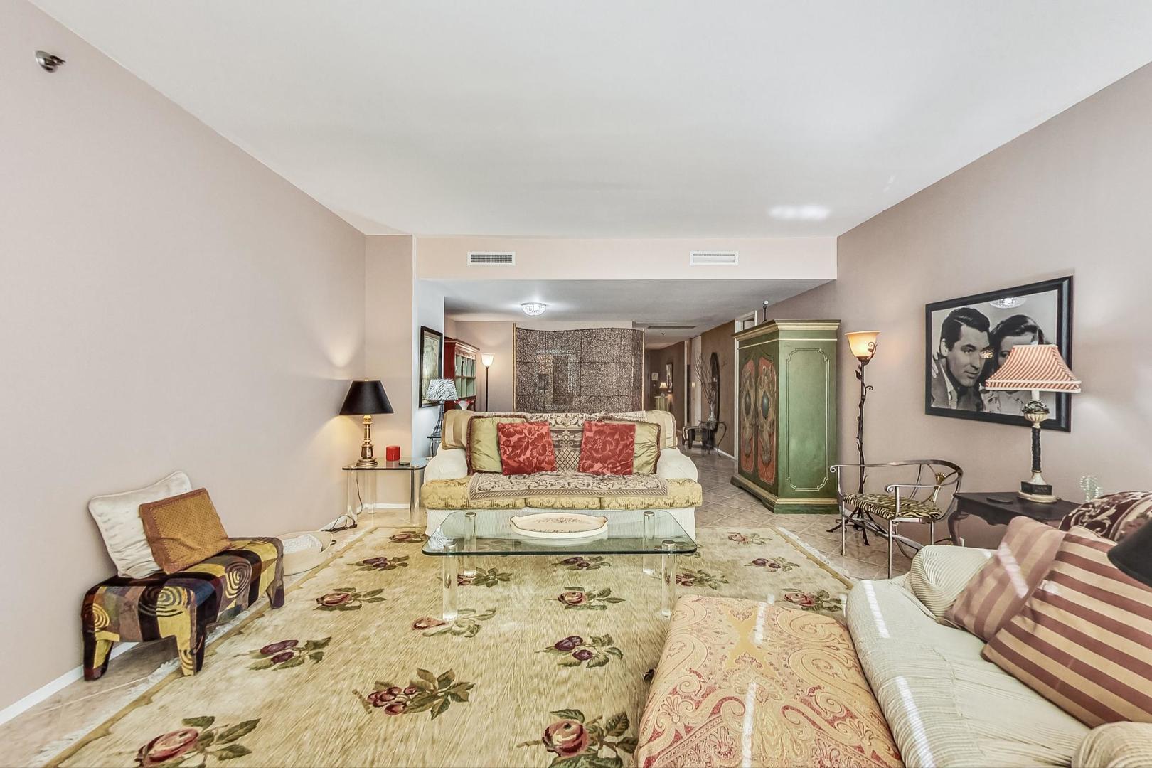 680 N Lake Shore Drive Unit: 416