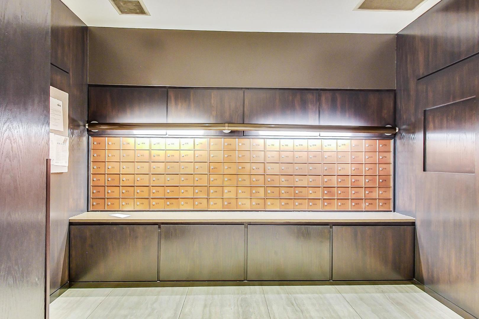 680 N Lake Shore Drive Unit: 416