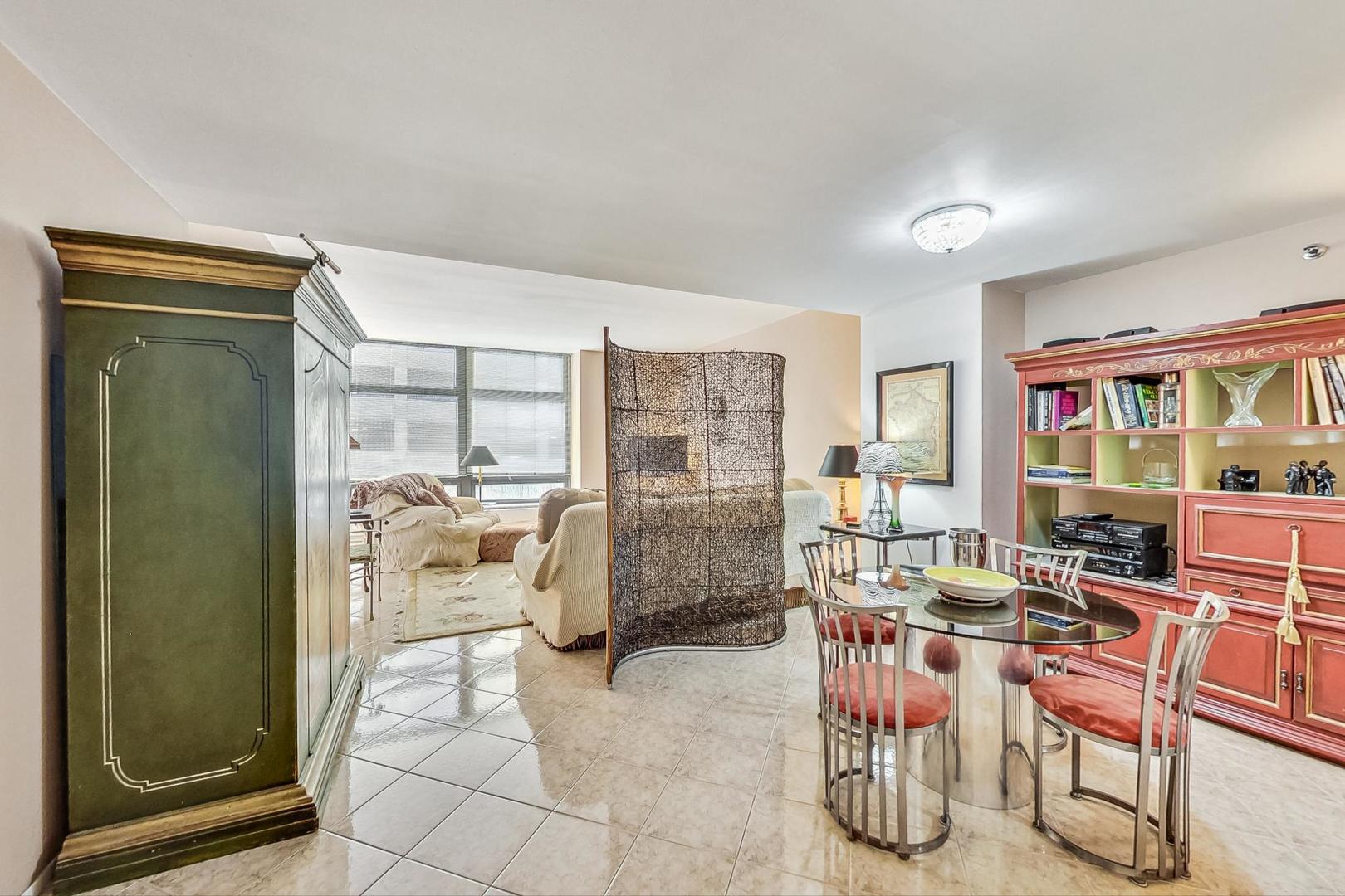 680 N Lake Shore Drive Unit: 416