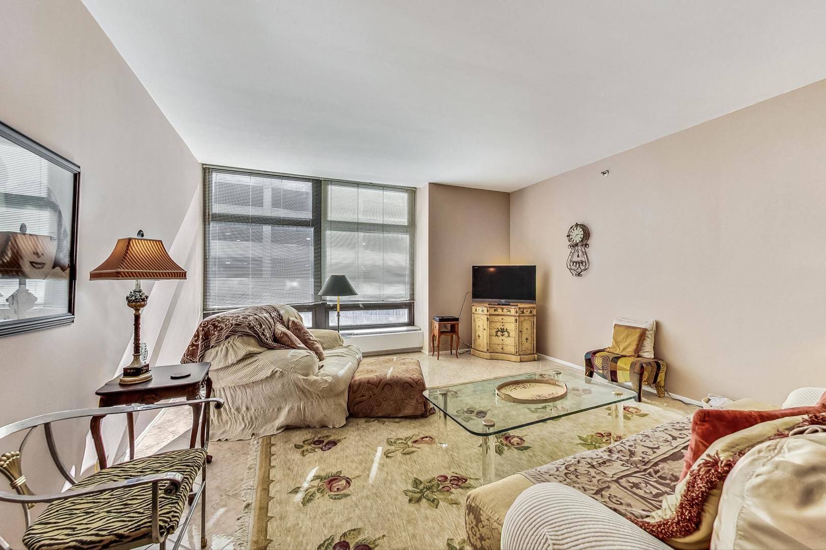 680 N Lake Shore Drive Unit: 416