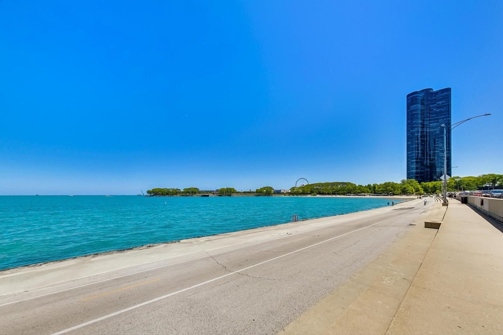 680 N Lake Shore Drive Unit: 416