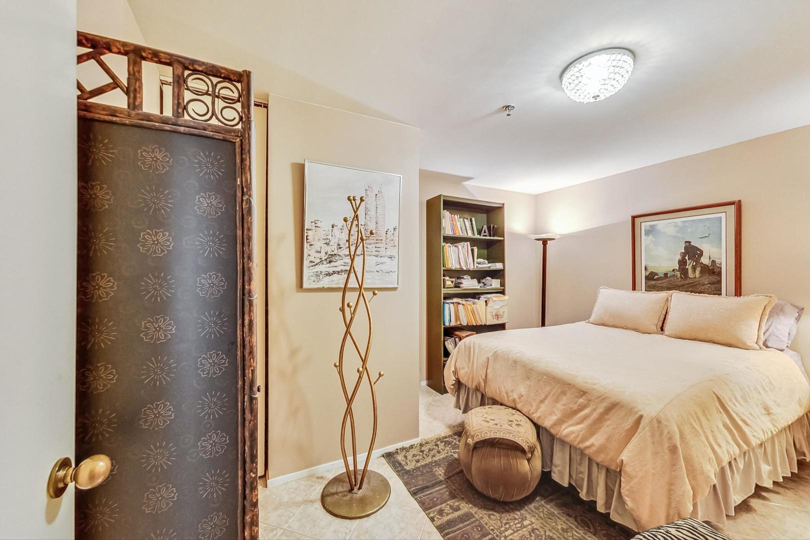 680 N Lake Shore Drive Unit: 416