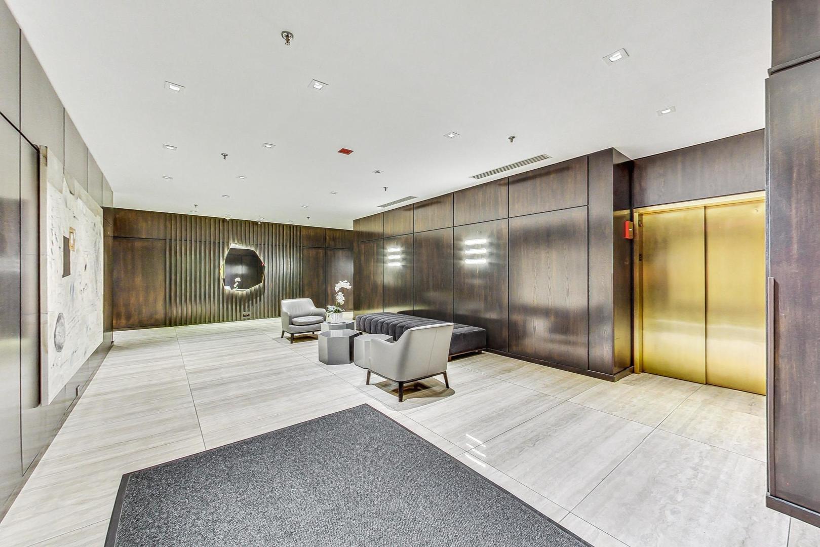 680 N Lake Shore Drive Unit: 416