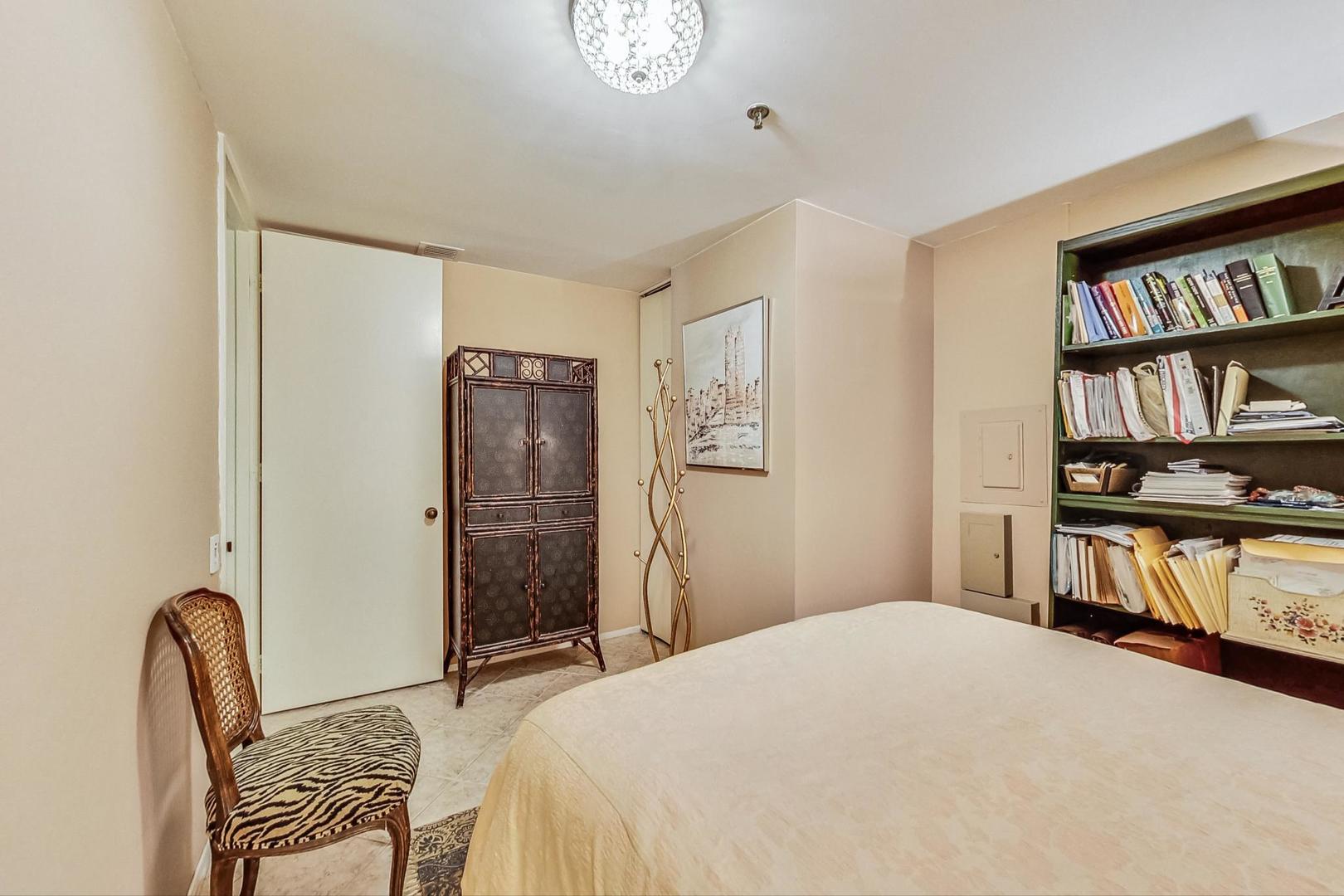 680 N Lake Shore Drive Unit: 416