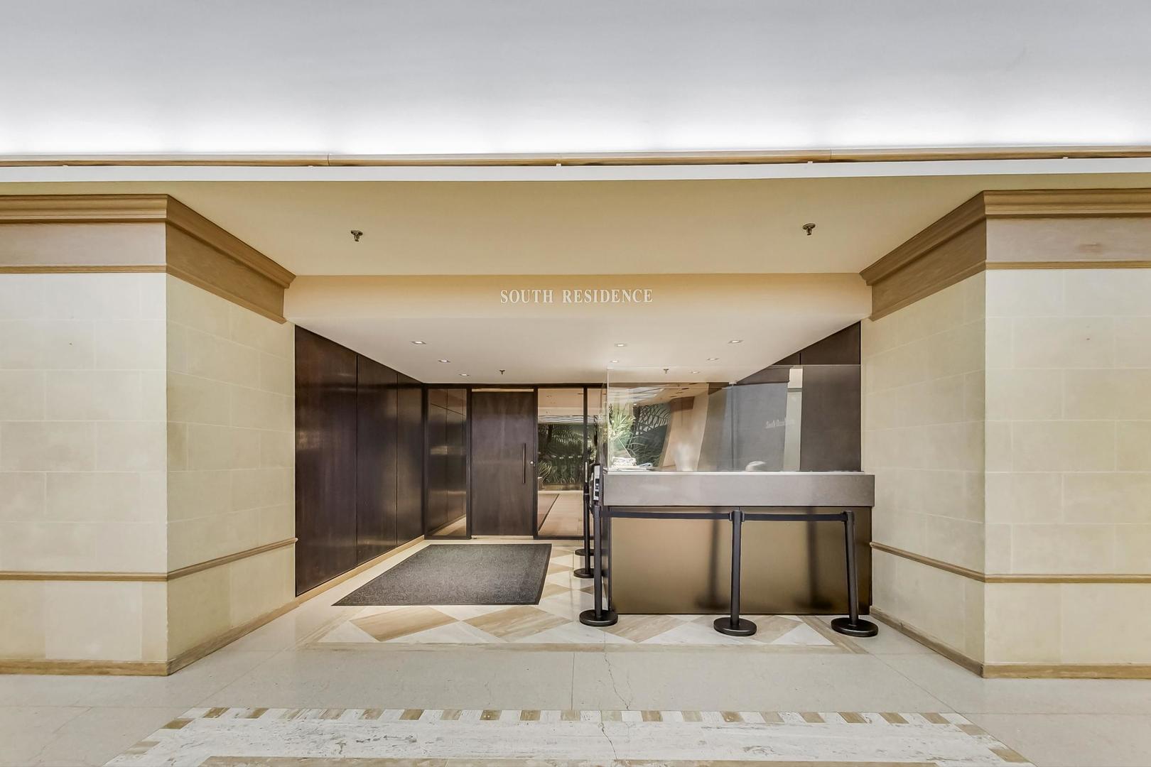 680 N Lake Shore Drive Unit: 416