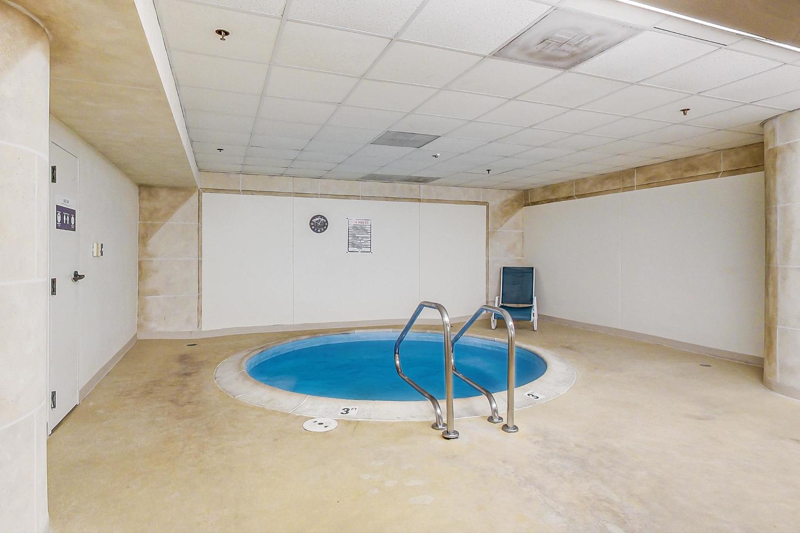 680 N Lake Shore Drive Unit: 416