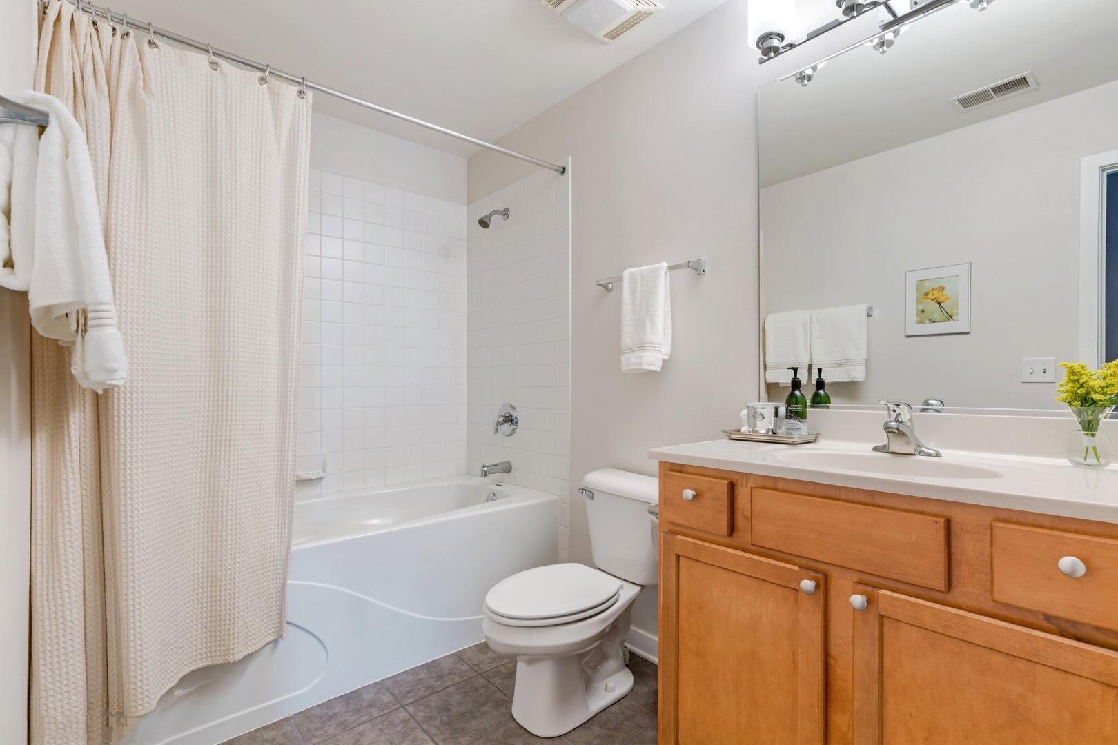 1228 W MONROE Street Unit: 501