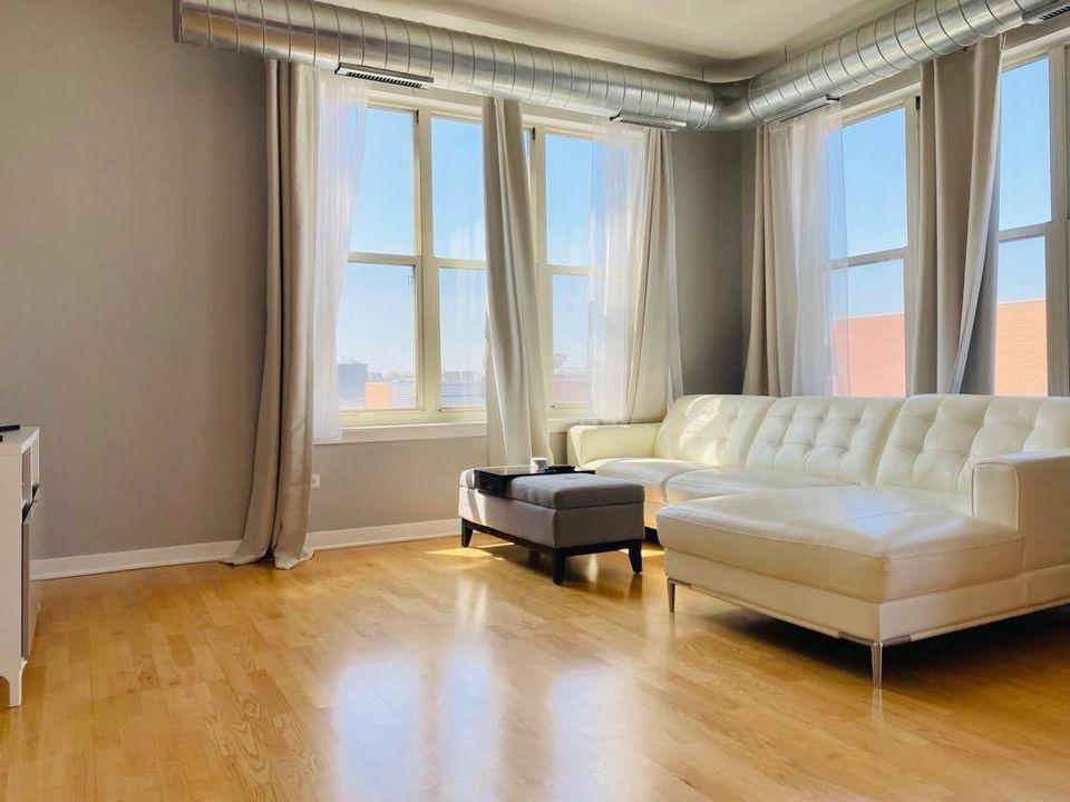 1228 W MONROE Street Unit: 501