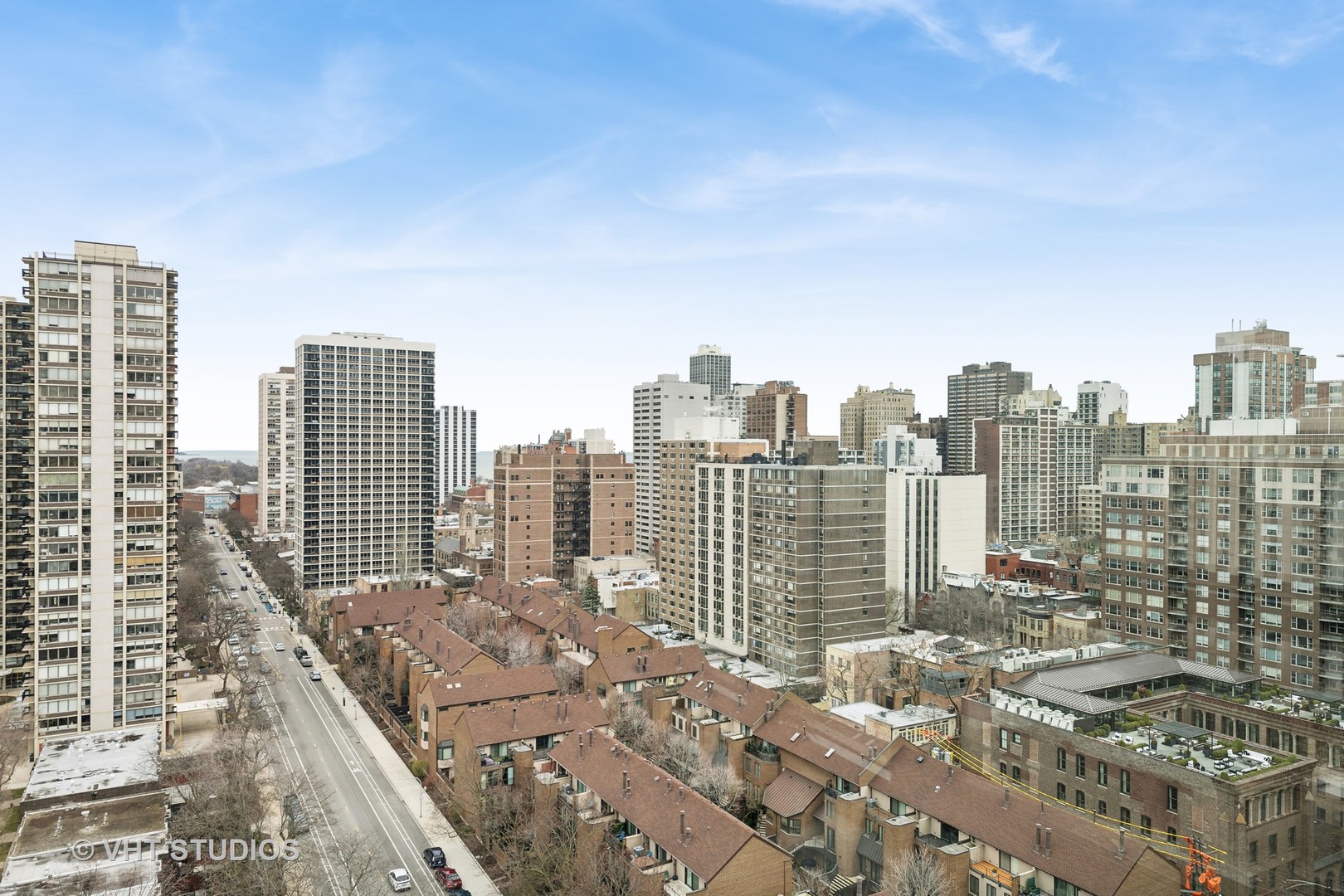 1255 N Sandburg Terrace Unit: 1906E