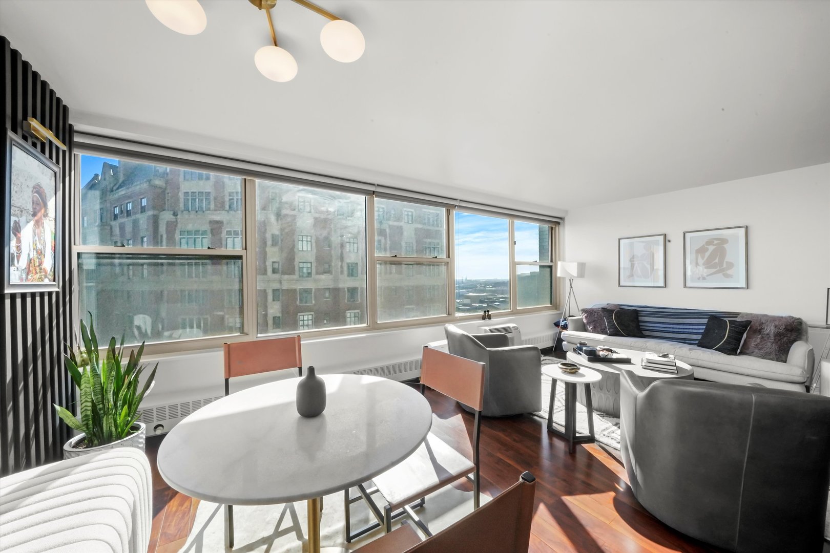 3900 N Lake Shore Drive Unit: 16D