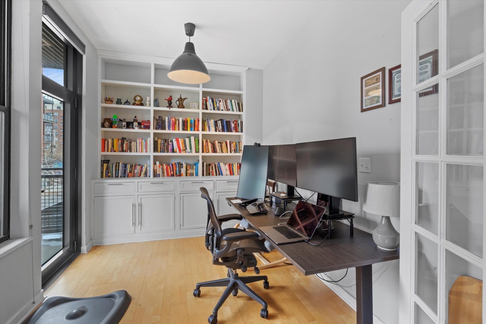 1601 S HALSTED Street Unit: 201